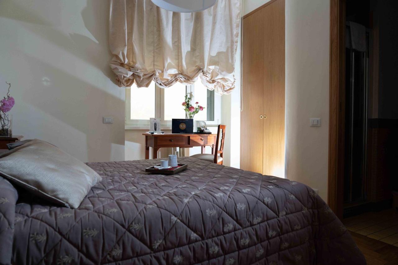 Frühstückspension Domus Cavour 3*