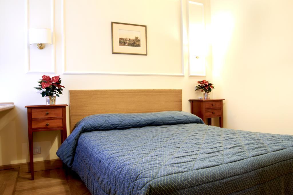 Frühstückspension Domus Cavour 3*
